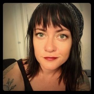 Meet your Posher, Nikki